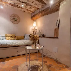 Maison De Village Au Cœur Des Remparts Hébergement de vacances